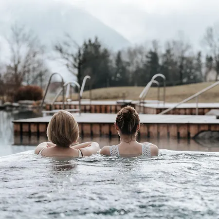 Hotel Nova Moments Boutique 4*