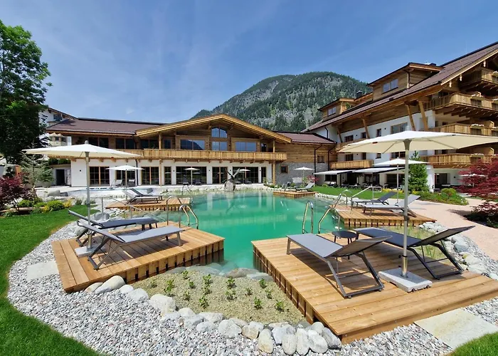 Nova Moments Boutique