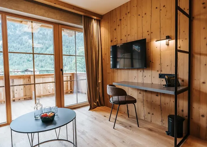 Nova Moments Boutique