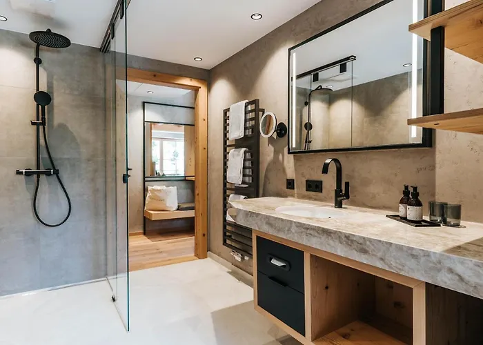 Nova Moments Boutique