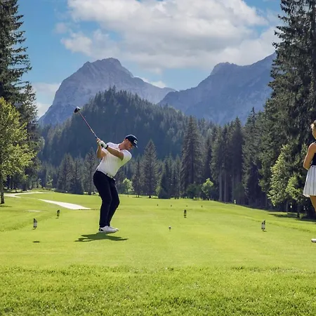 Hotel Nova Moments Boutique 4*