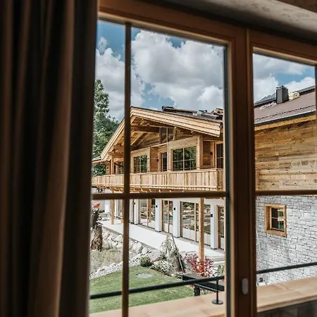 Nova Moments Boutique Hotel 4*