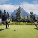 ホテル Nova Moments Boutique ペルティサウ
