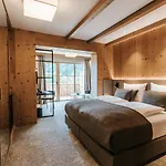 Nova Moments Boutique Hotel