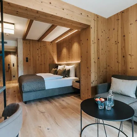 Nova Moments Boutique Szálloda 4*